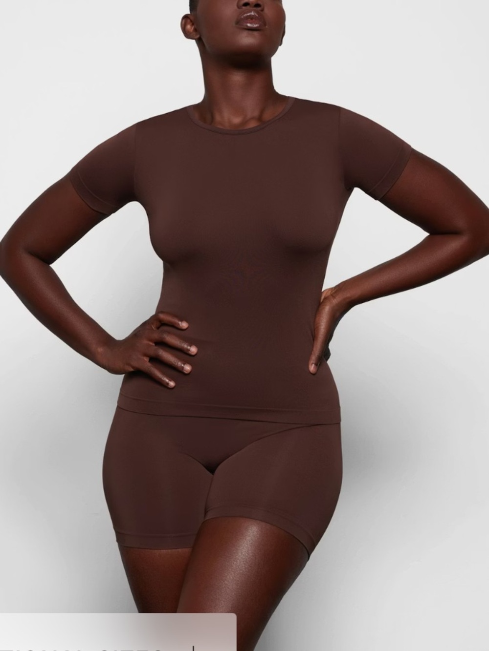 SKIMS SOFT SMOOTHING SEAMLESS T-SHIRT SIZE X-LARGE XL IN COCOA